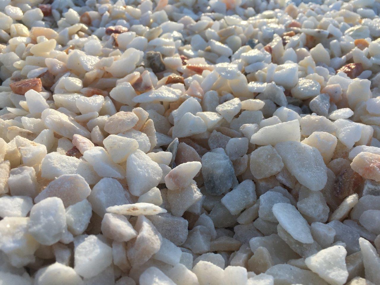 Marmolina blanca rosacea