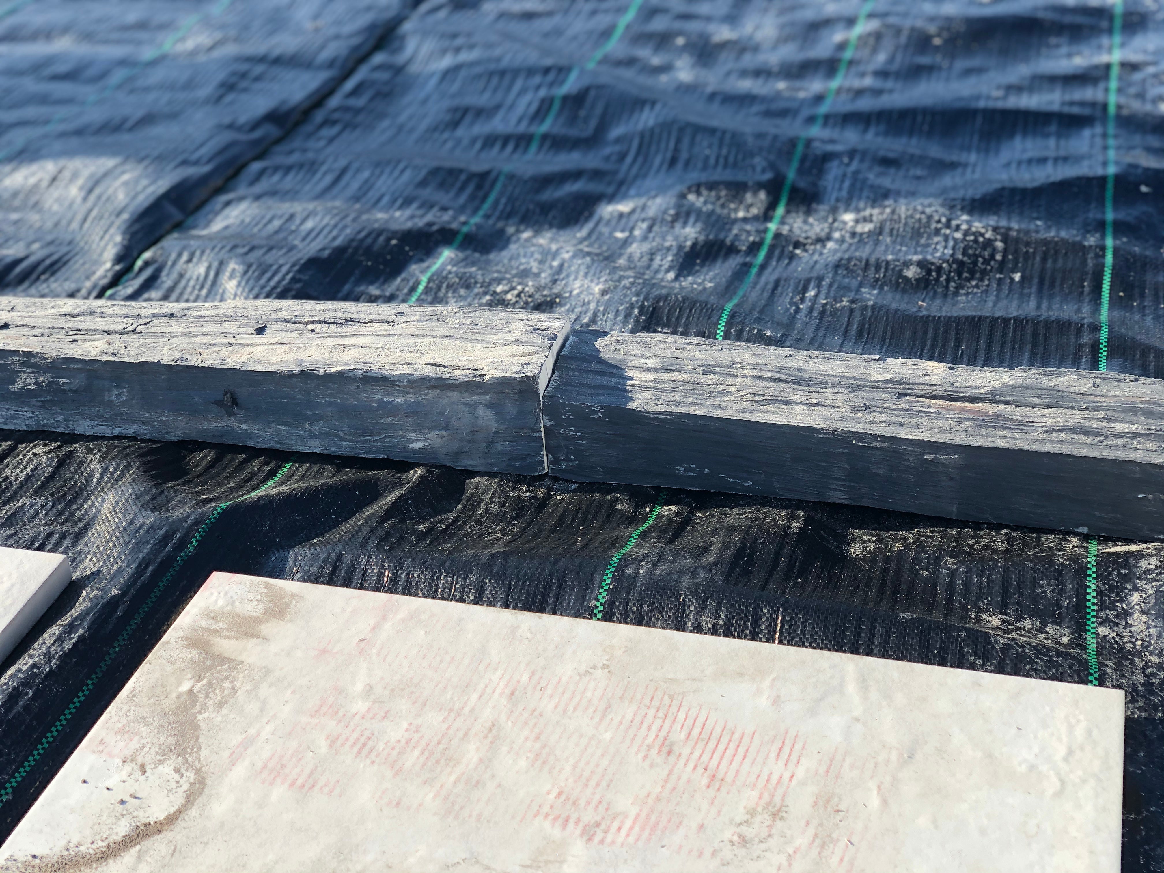 Bordillo de Pizarra rústica Oxido Xisto - Vetonek