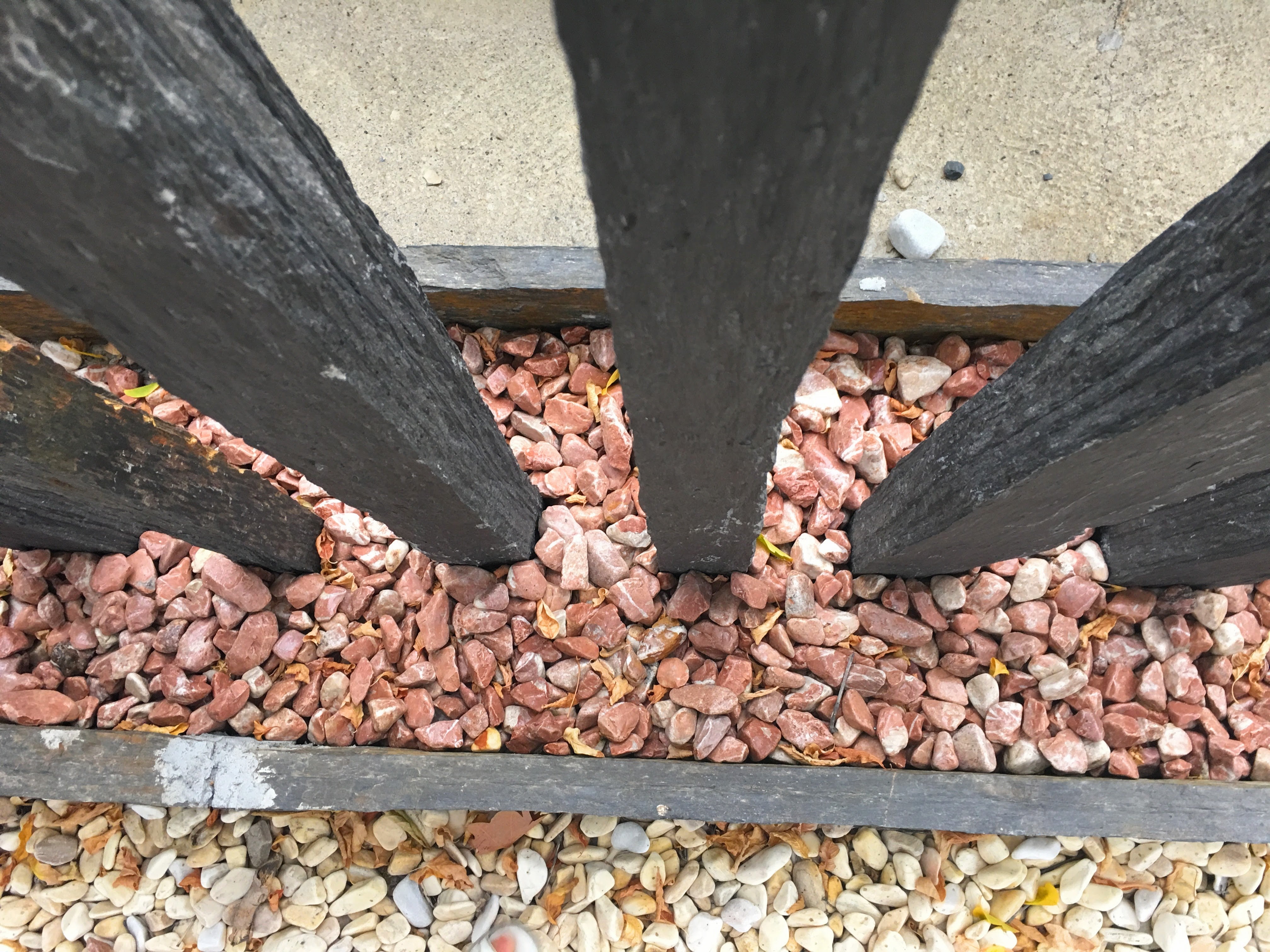 Bordillo de Pizarra rústica Oxido Xisto - Vetonek